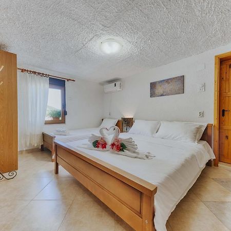 Markovic Village Apartments 乌尔齐尼 外观 照片