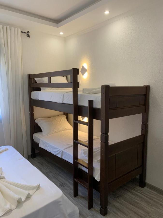 Markovic Village Apartments 乌尔齐尼 外观 照片