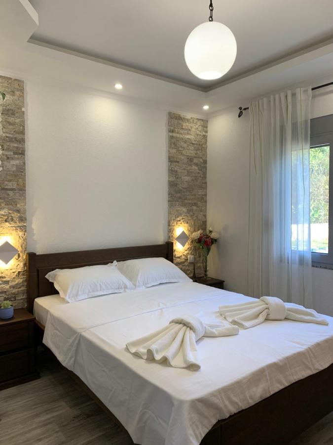 Markovic Village Apartments 乌尔齐尼 外观 照片