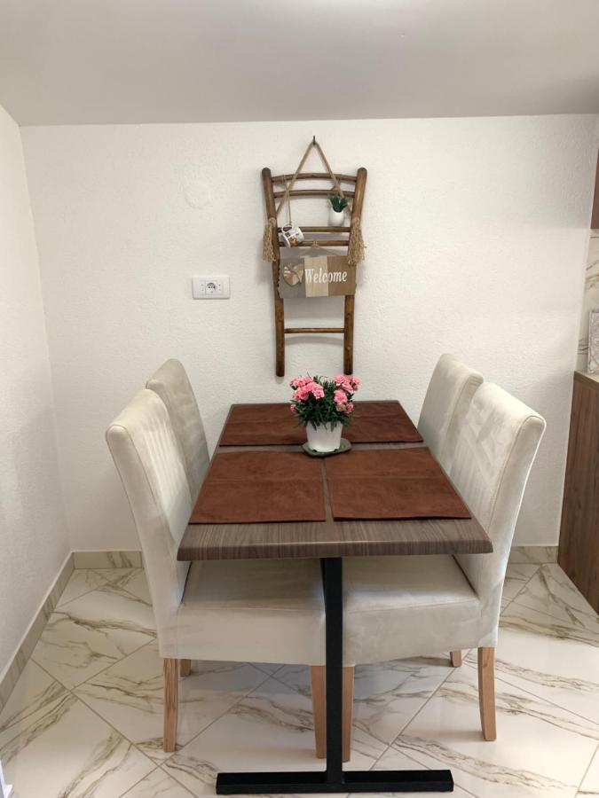 Markovic Village Apartments 乌尔齐尼 外观 照片