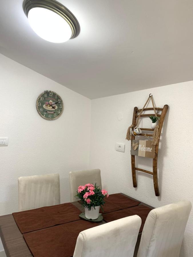 Markovic Village Apartments 乌尔齐尼 外观 照片